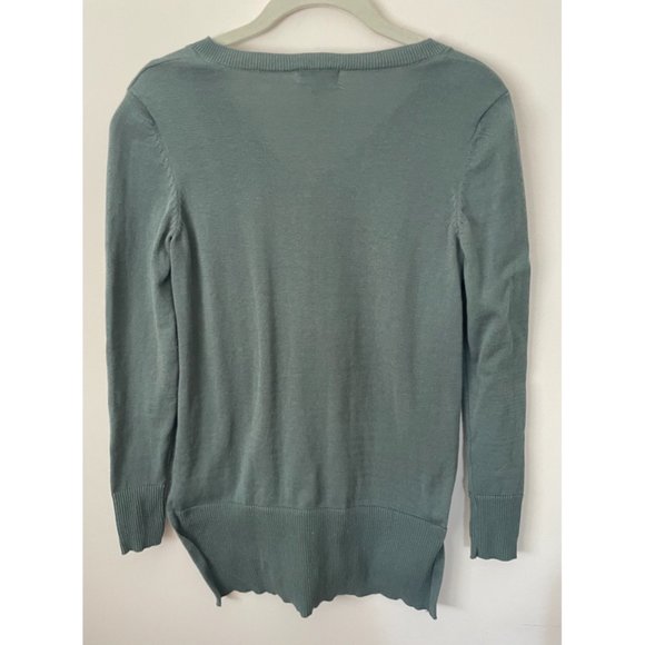 💕SOLD💕 Maison Jules Sweater Top - Picture 2 of 5